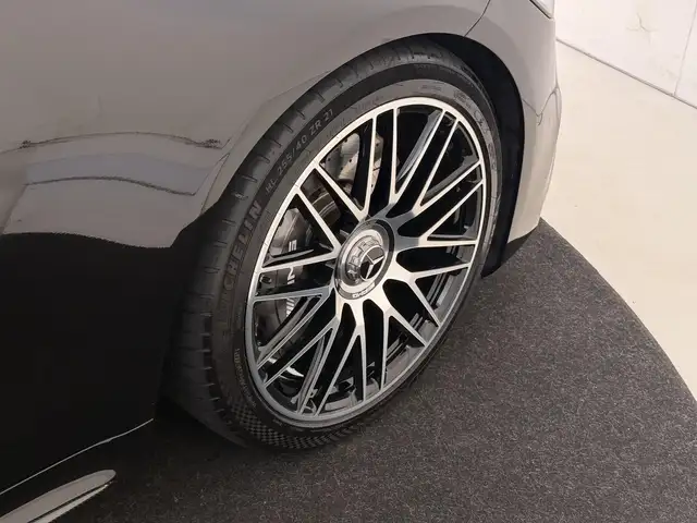 Mercedes-Benz S-Class view 13