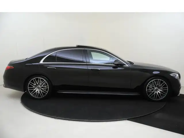 Mercedes-Benz S-Class view 8