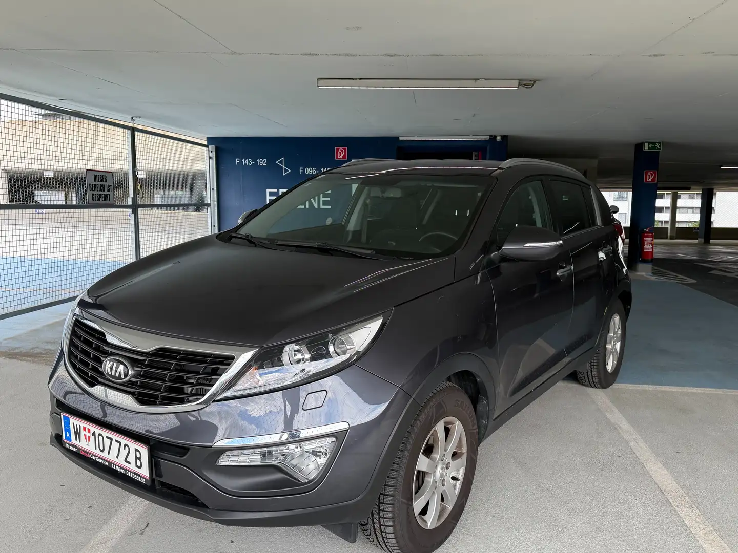 Kia Sportage Sportage Active 1,7 CRDi DPF Active Schwarz - 2