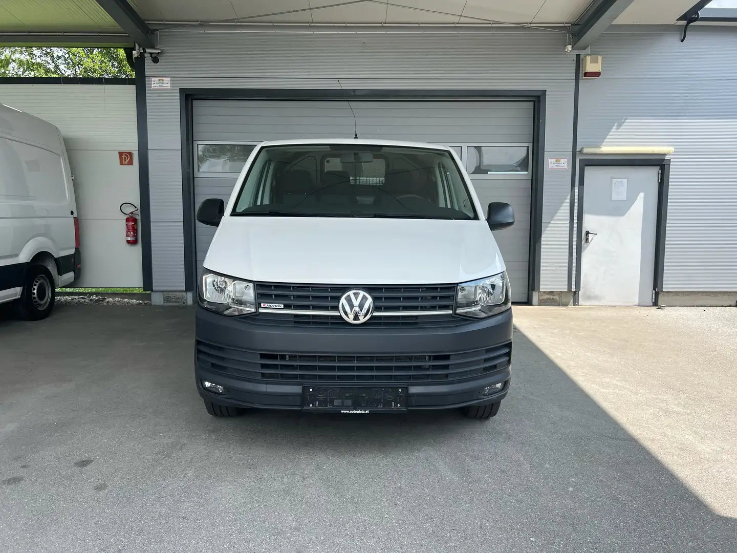 Volkswagen T6 Transporter Kasten 2,0 TDI 4MOTION KLIMA/SPERRE/STANDHZ Weiß - 1