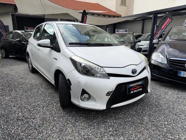 Toyota Yaris view 2