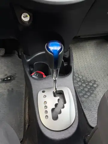 Toyota Yaris view 11