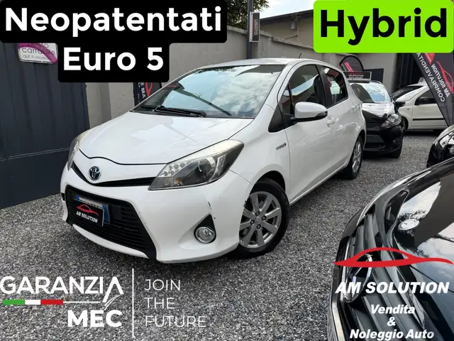 2014 Toyota Yaris in White for sale