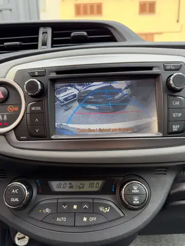 Toyota Yaris view 10