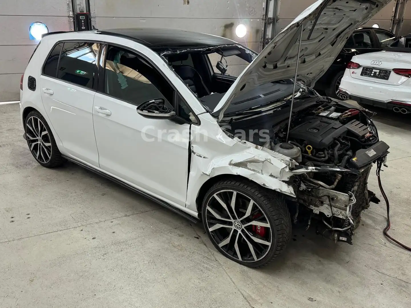 Volkswagen Golf VII GTI Performance*ACC*Pano*DYNAUDIO* White - 2