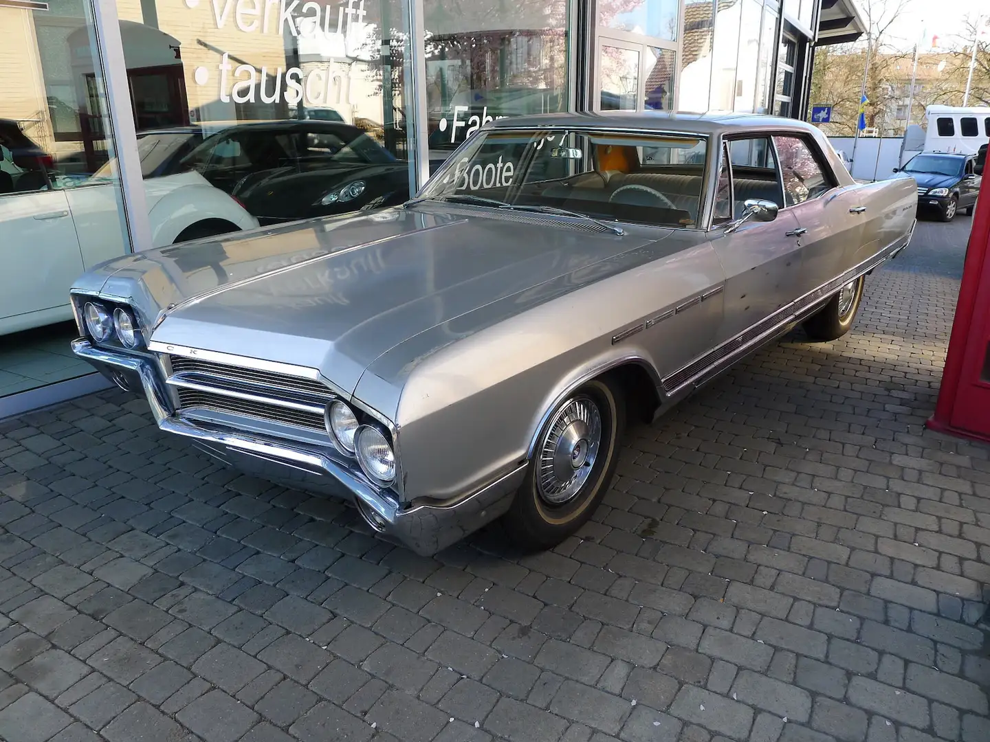 Buick Electra 225 4-door/ Coupe Look/ Unrestauriert! Silber - 2