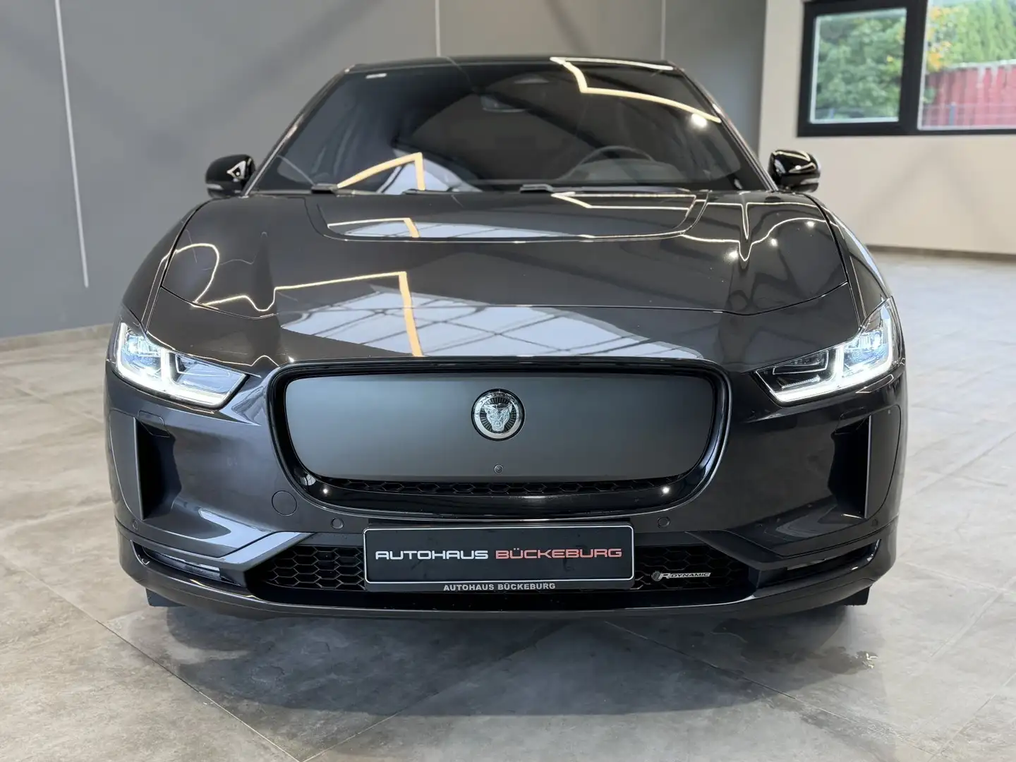 Jaguar I-Pace EV400 R-Dynamic HSE Grau - 2