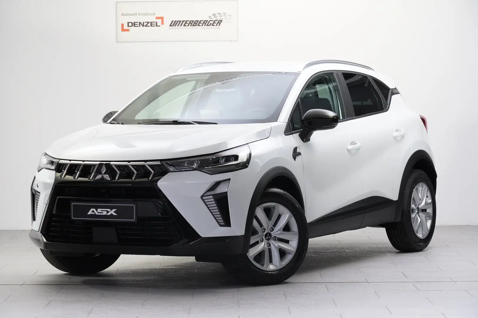 Mitsubishi ASX 1,2 Petrol YUKI Invite GRATIS Winterreifen Weiß - 2