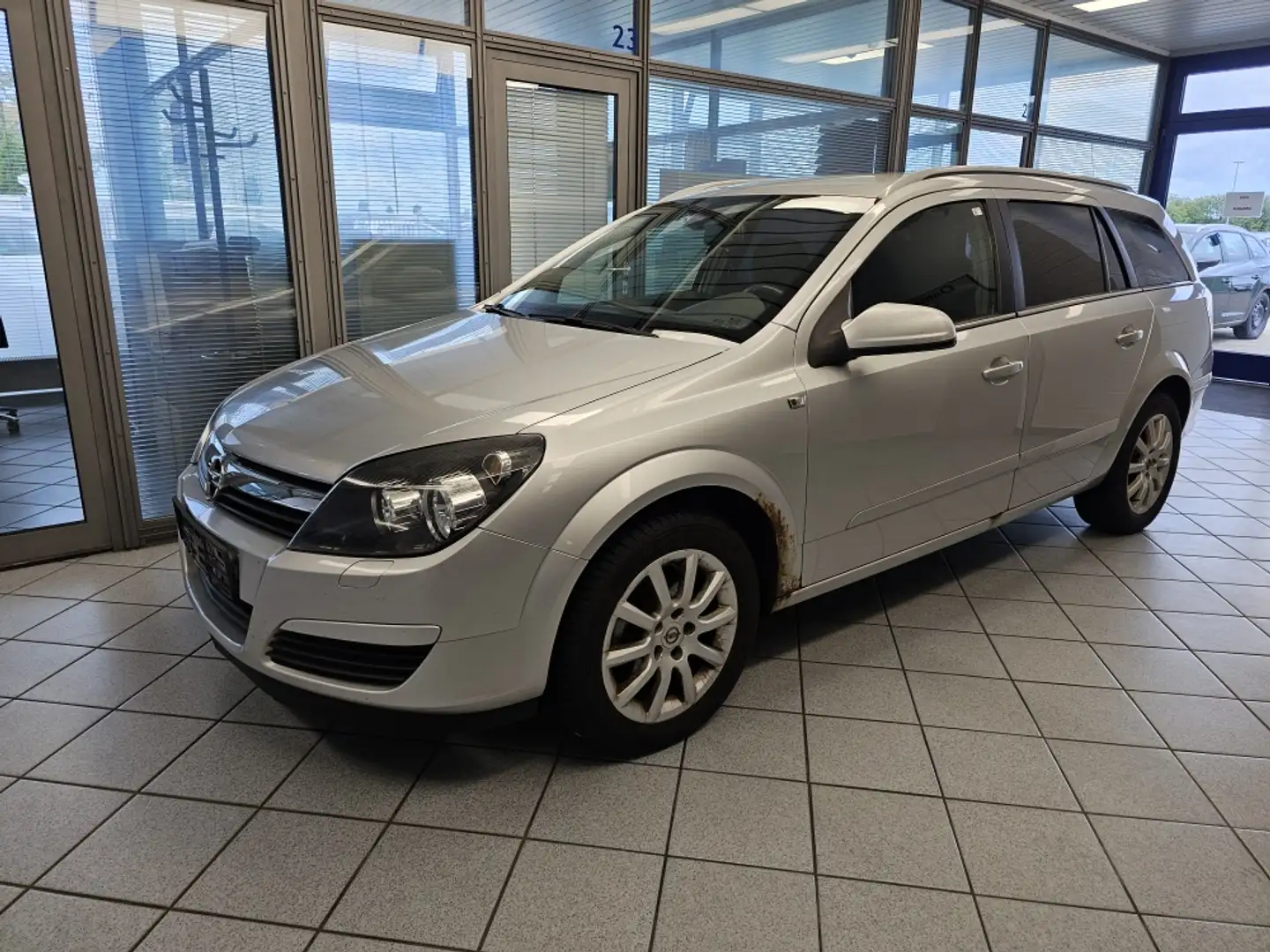 Opel Astra Tüv 10-2025 Silber - 2