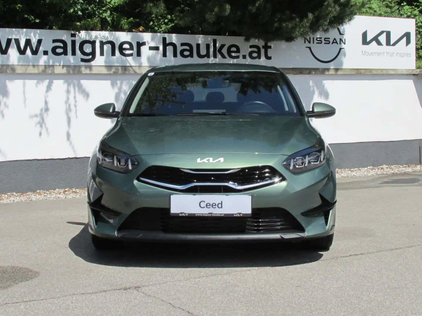 Kia Ceed / cee'd 1,5 TGDI Gold 48V DCT Grün - 2