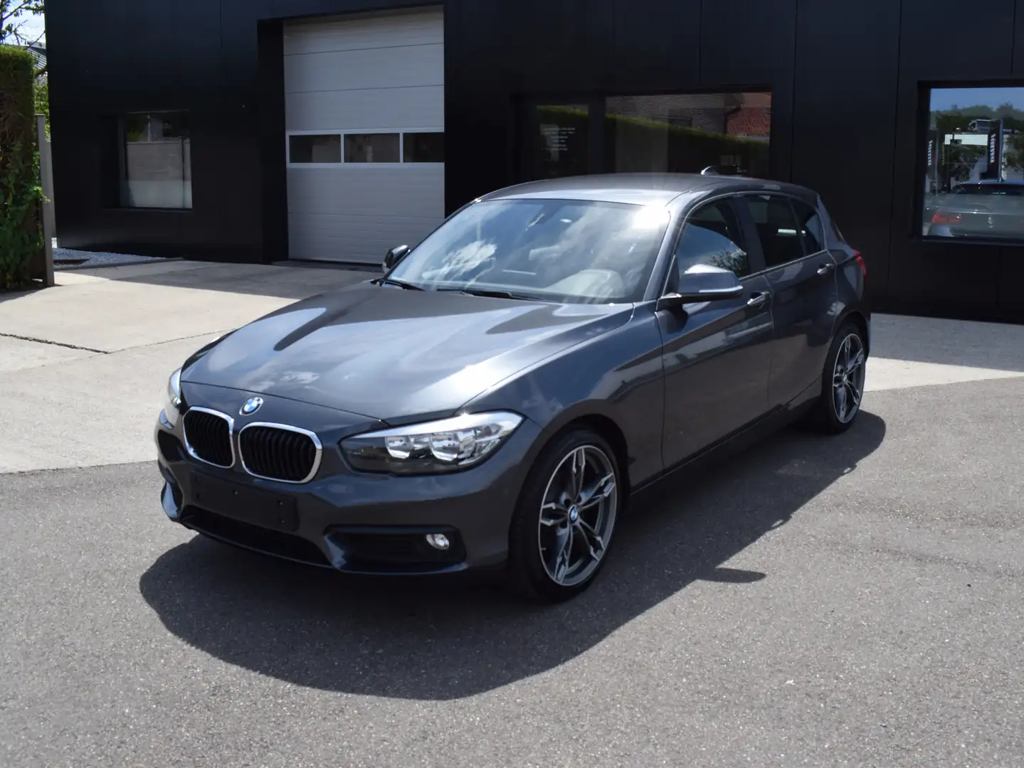 BMW 116 116i ste eigenaar/Bmw onderhouden/Prachtige staat Grijs - 1