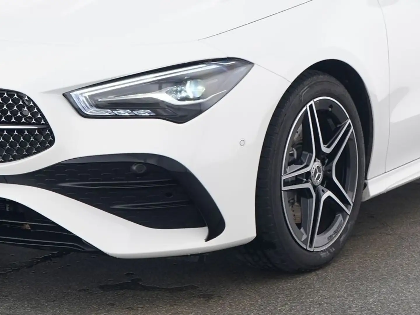 Mercedes-Benz CLA 200 AMG*Pano*Distro*360°*Totwink*Night*Sound Weiß - 2