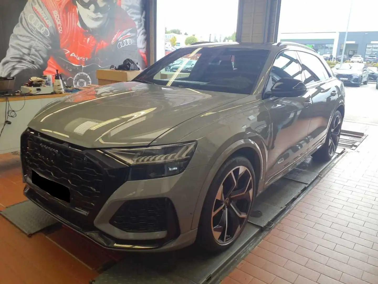 Audi RS Q8 RSQ8 Keramik V-Max Pano RS-AGA Black SoftClose B&O Grau - 2