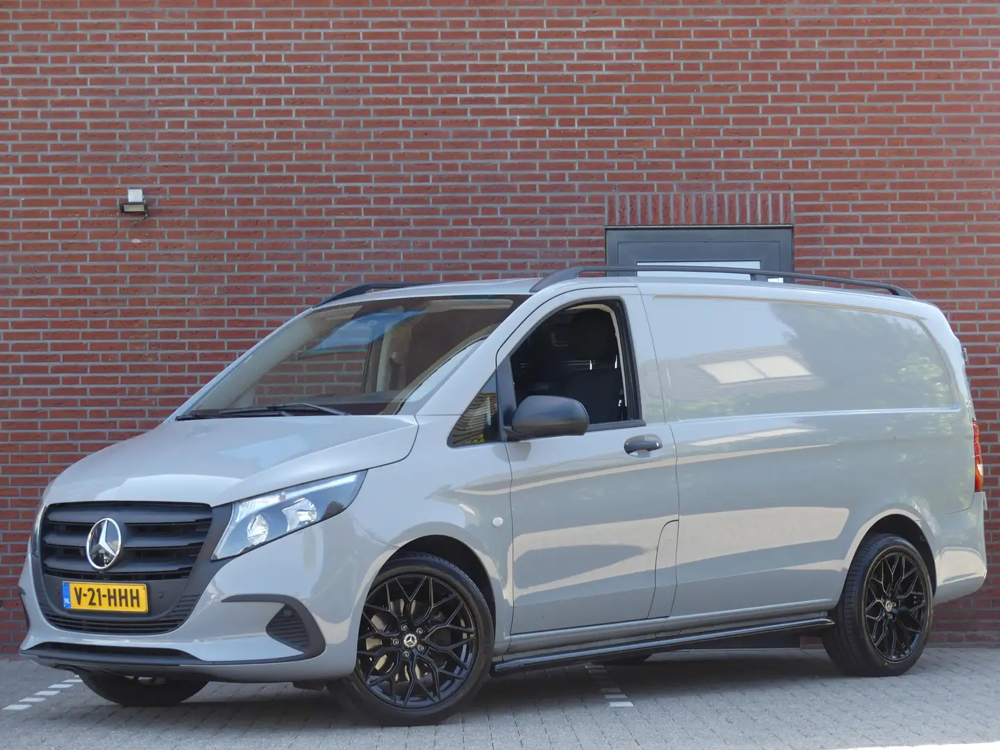Mercedes-Benz Vito 114 CDI LANG Pro Camera/Trekhaak/Side bars Grau - 1