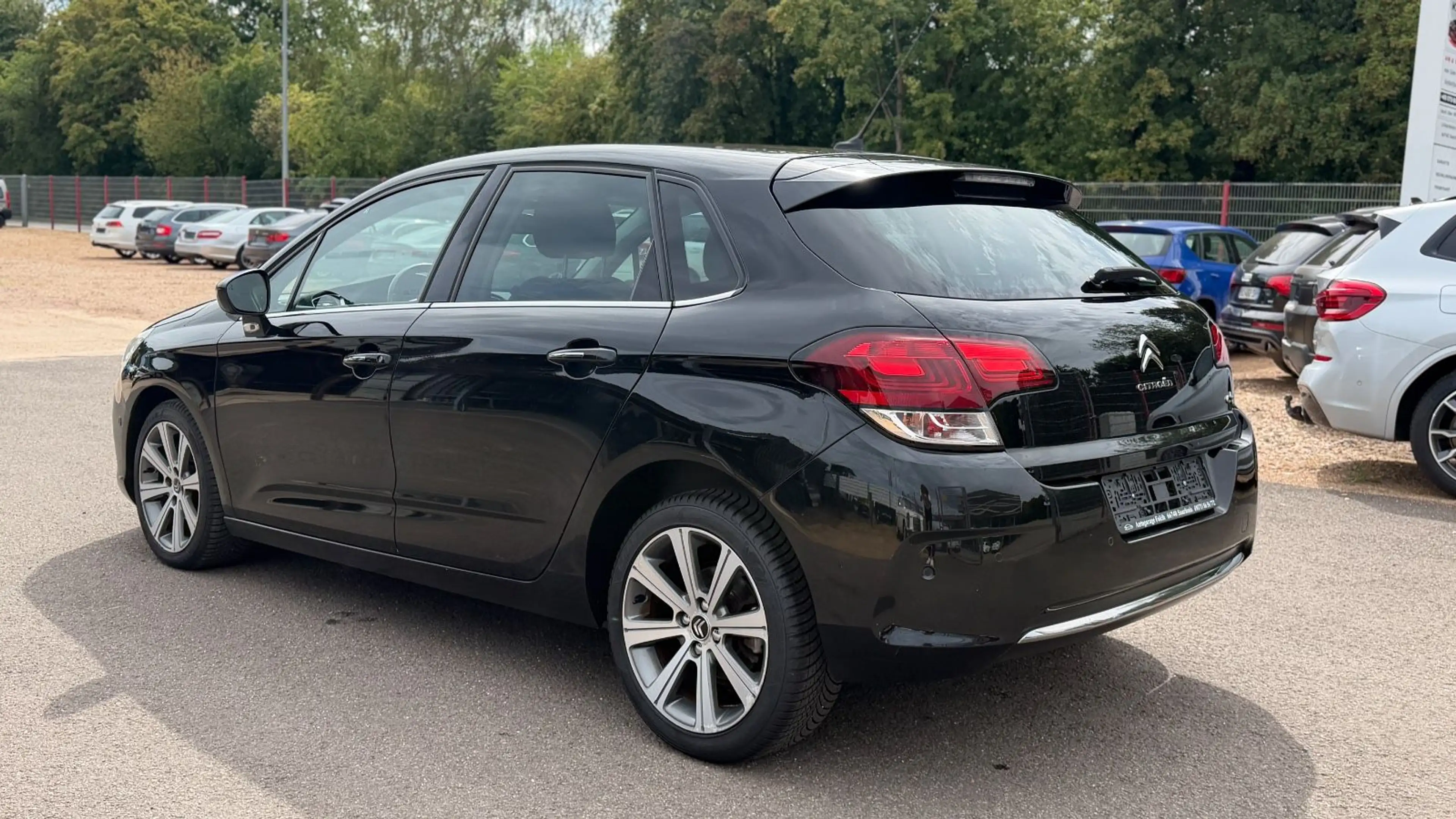 Citroen C4 Lim. Shine Automatik+Navi+PDC — photo 4