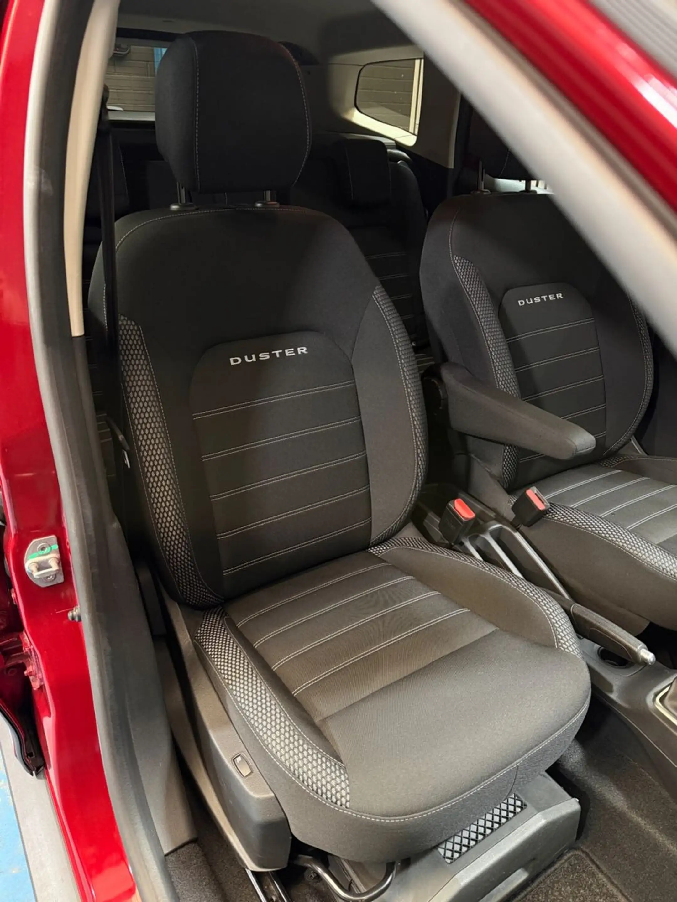 Dacia Duster II Prestige/AHK/Kamera/NAVI/PDC vorne — photo 38
