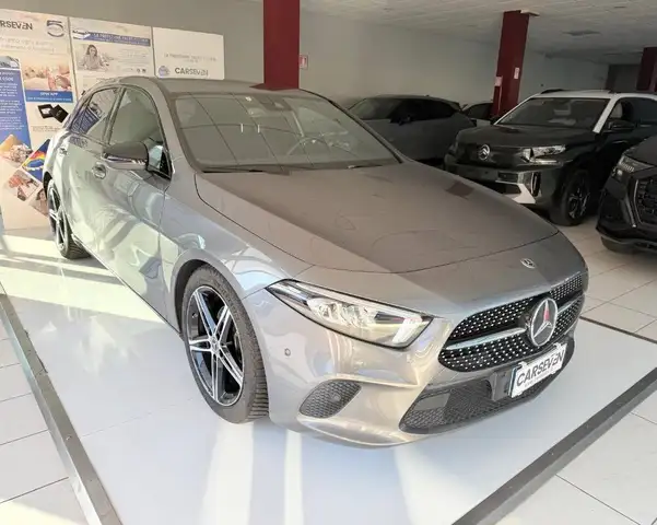 Mercedes-Benz A-Class view 3