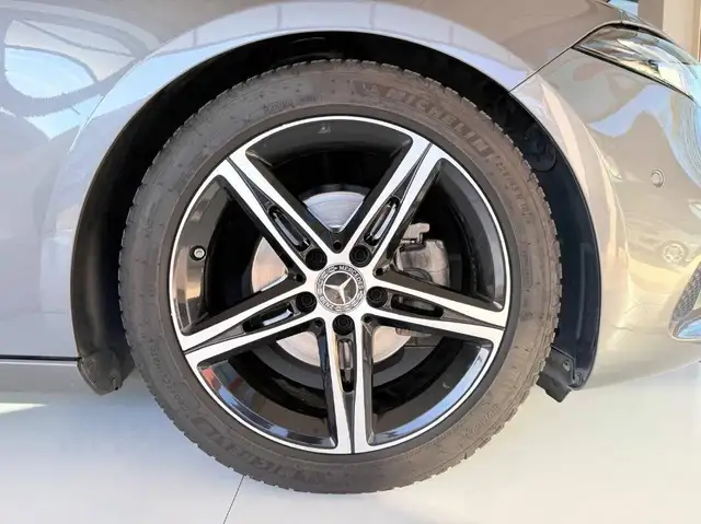 Mercedes-Benz A-Class view 9