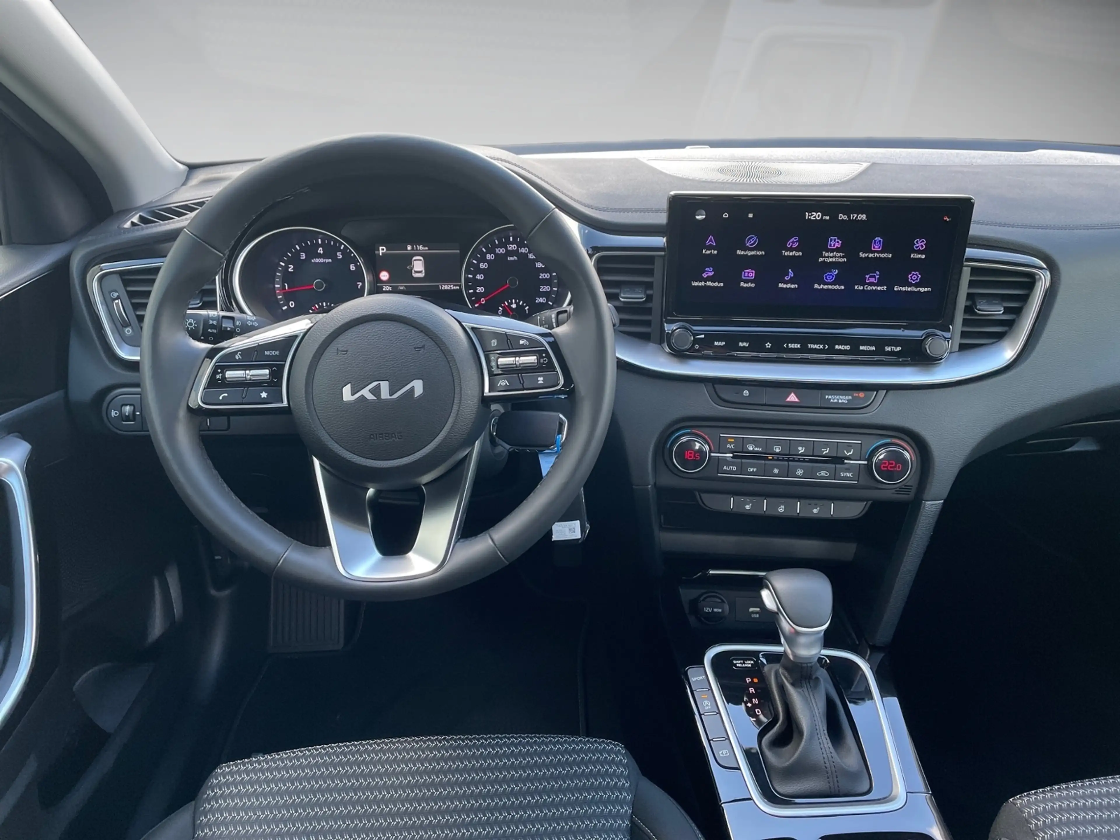 Kia Ceed / cee'd 1.5 GDI Vision Navi Kamera — photo 10