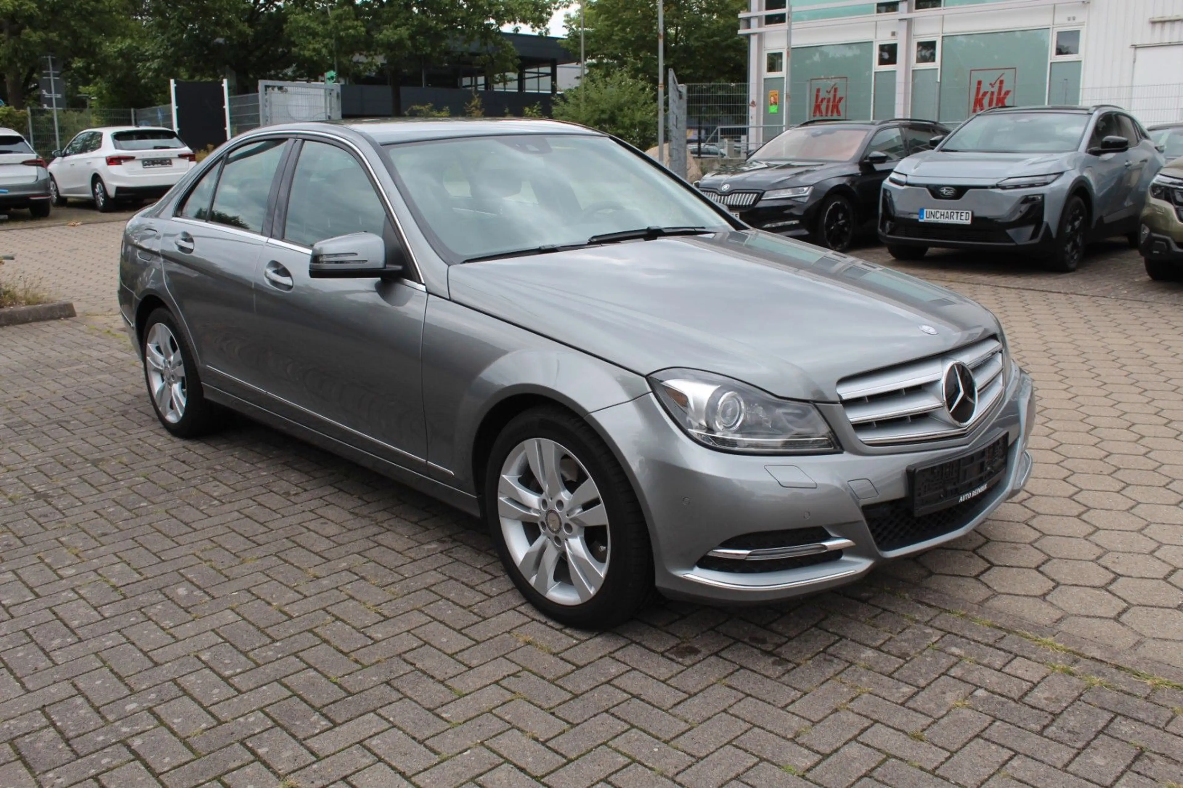 Mercedes-Benz C 350 CGI Limousine 4Matic Automatik — photo 3