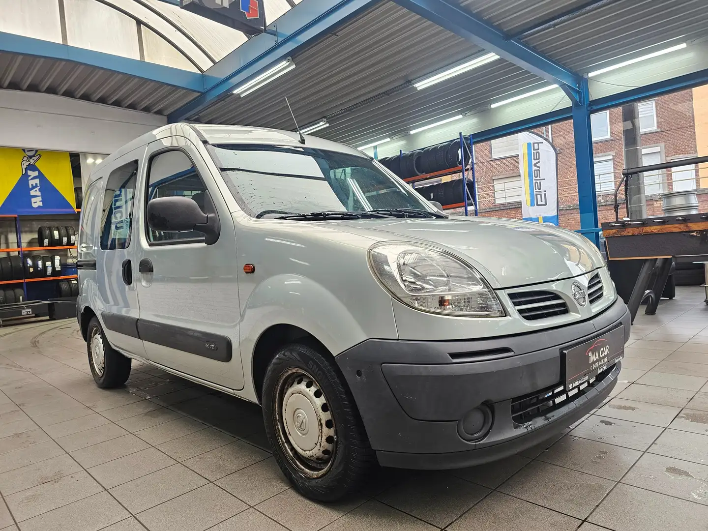 Nissan Kubistar 1.5 dCi Pro Grau - 1