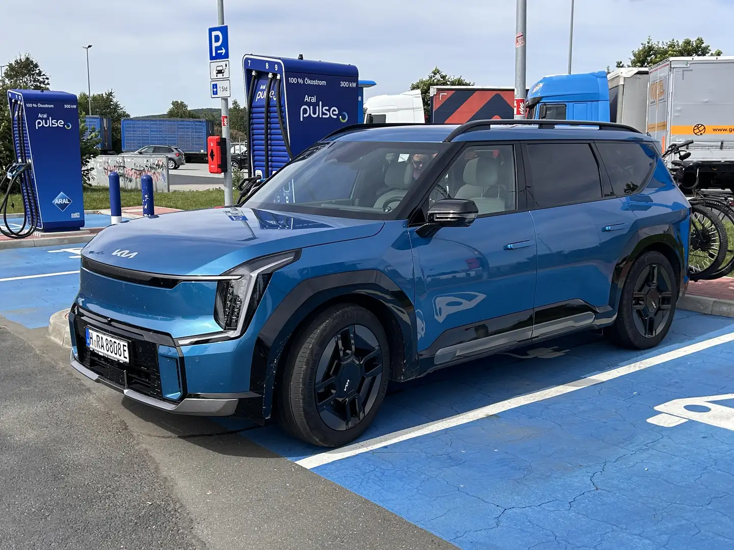 Kia EV9 99,8-kWh AWD GT-line Launch Edition 6-Sitzer - 1