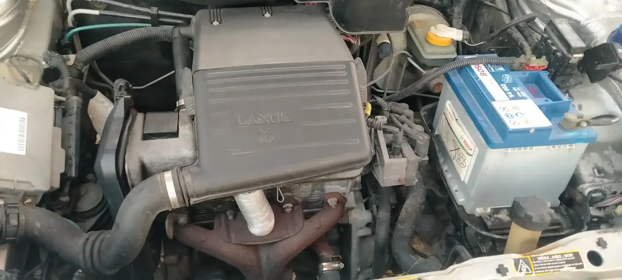 Lancia Y 1.1 8v Elefantino Blu, foto 3