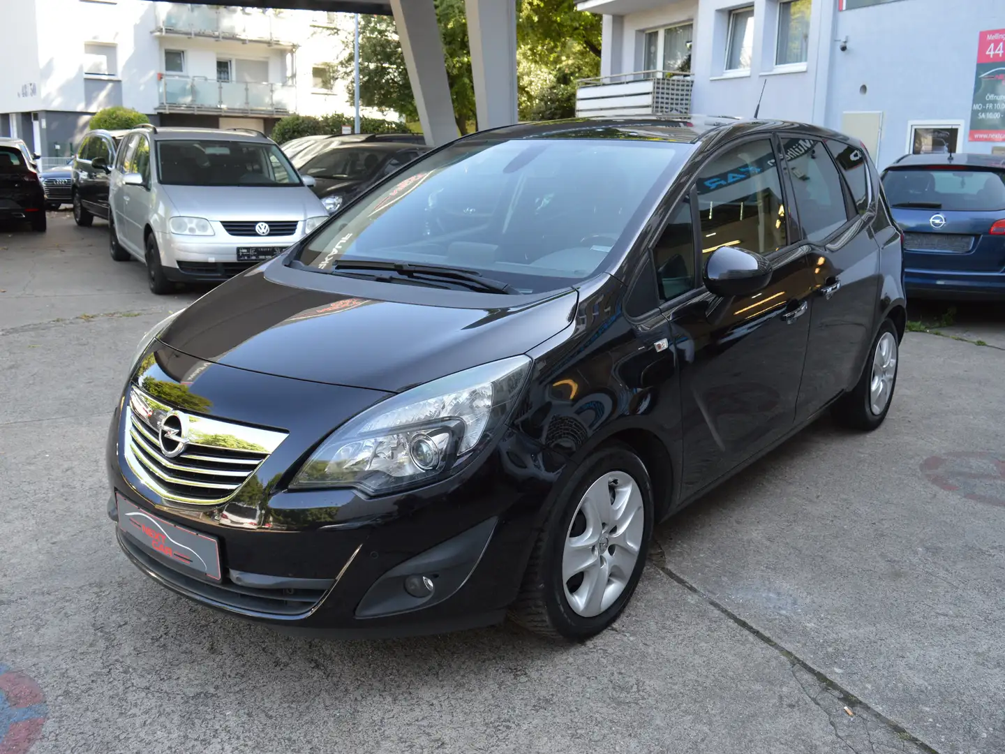 Opel Meriva 1.7 CDTI Innovation*Navi*Sitzheizung*Tempomat*AHK* Schwarz - 1