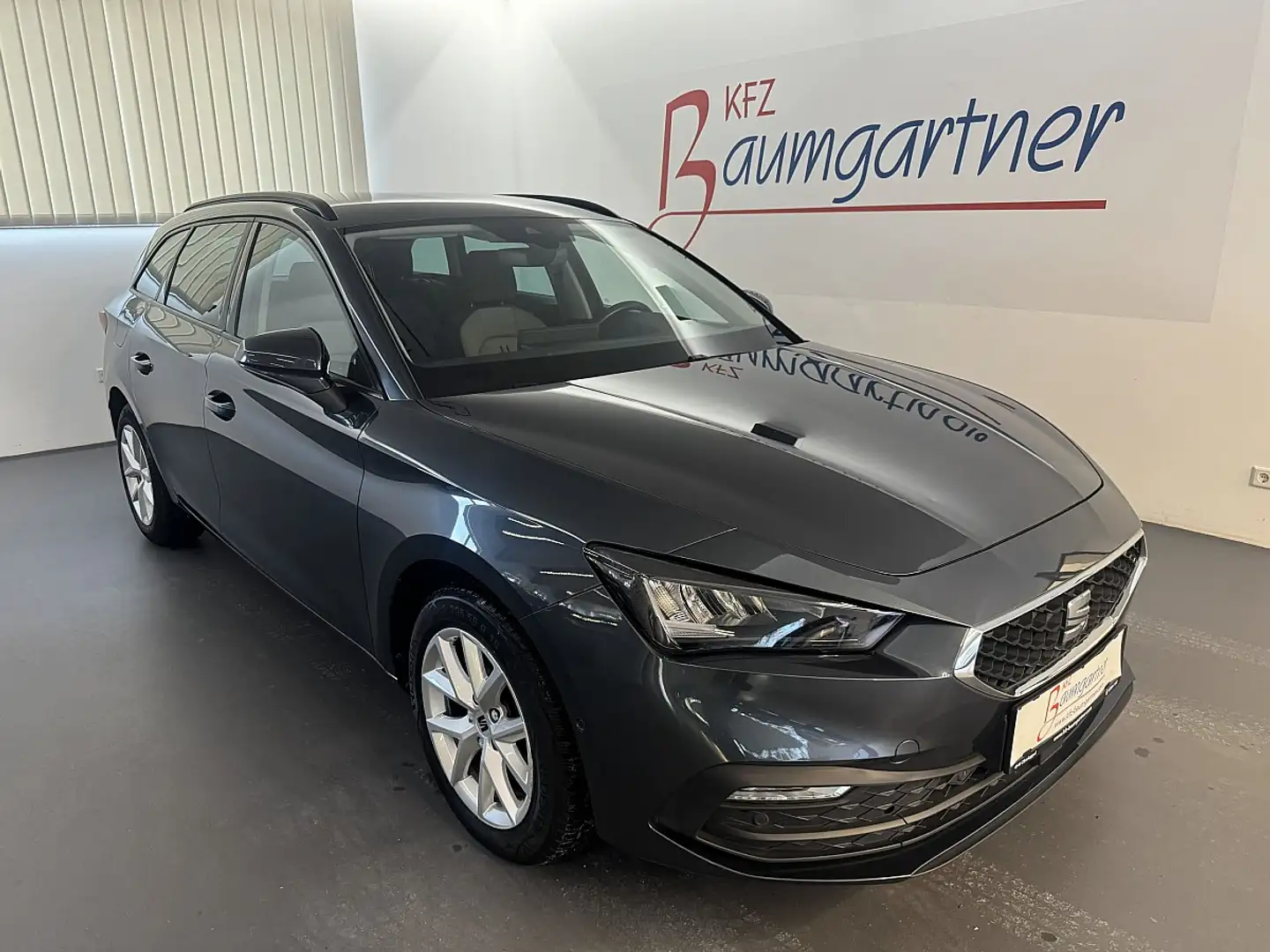 SEAT Leon SP 2,0 TDI Style*LED*NAVI*Tempomat*Getönte Sche... Grau - 1