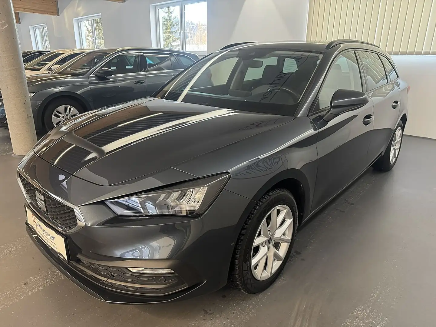 SEAT Leon SP 2,0 TDI Style*LED*NAVI*Tempomat*Getönte Sche... Grau - 2