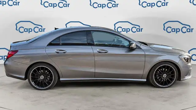 Mercedes-Benz Unknown Model view 4