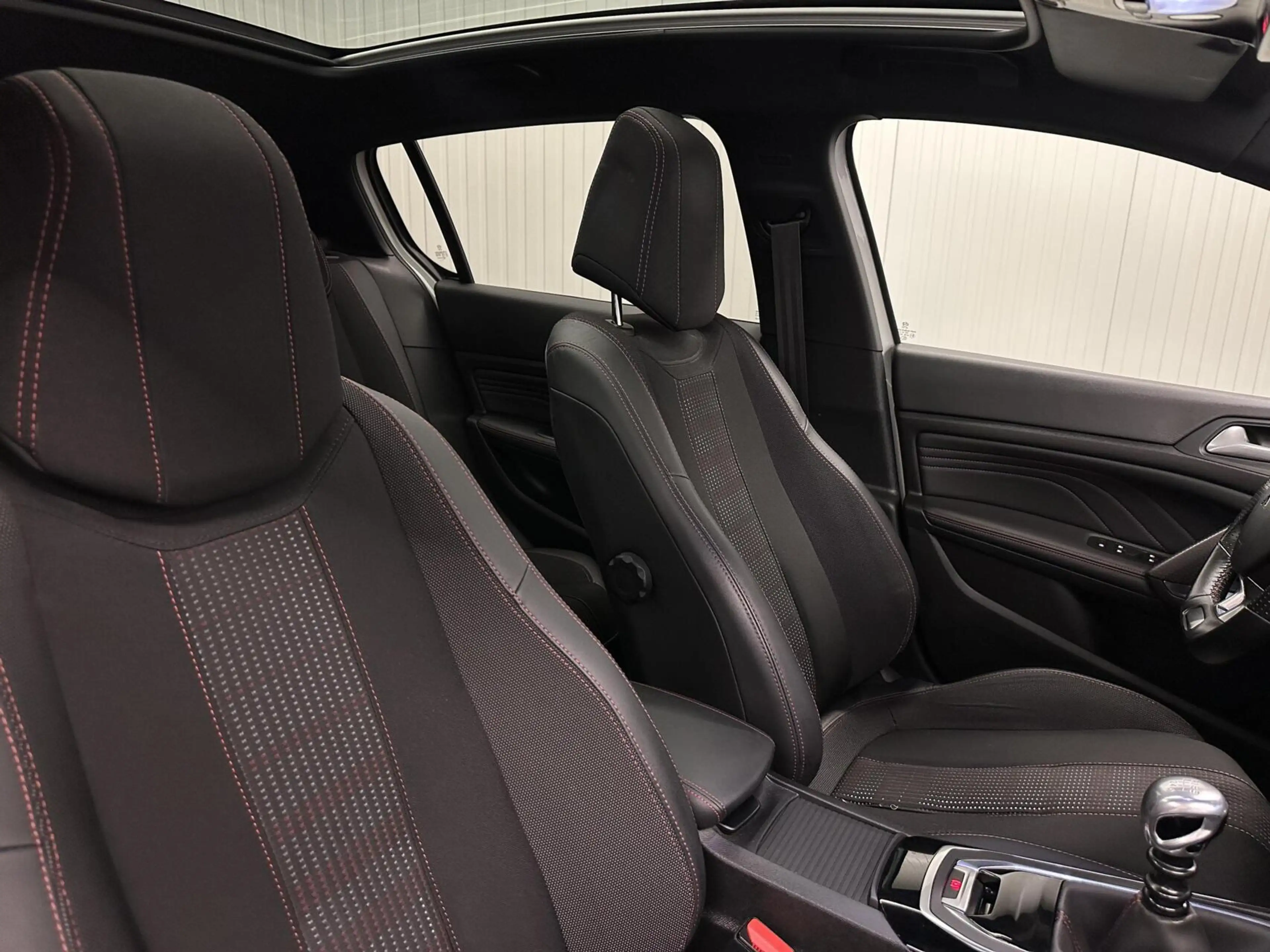 Peugeot 308 1.2 PureTech GT-line 131PK PANO CRUISE CAMERA CLIM — photo 15