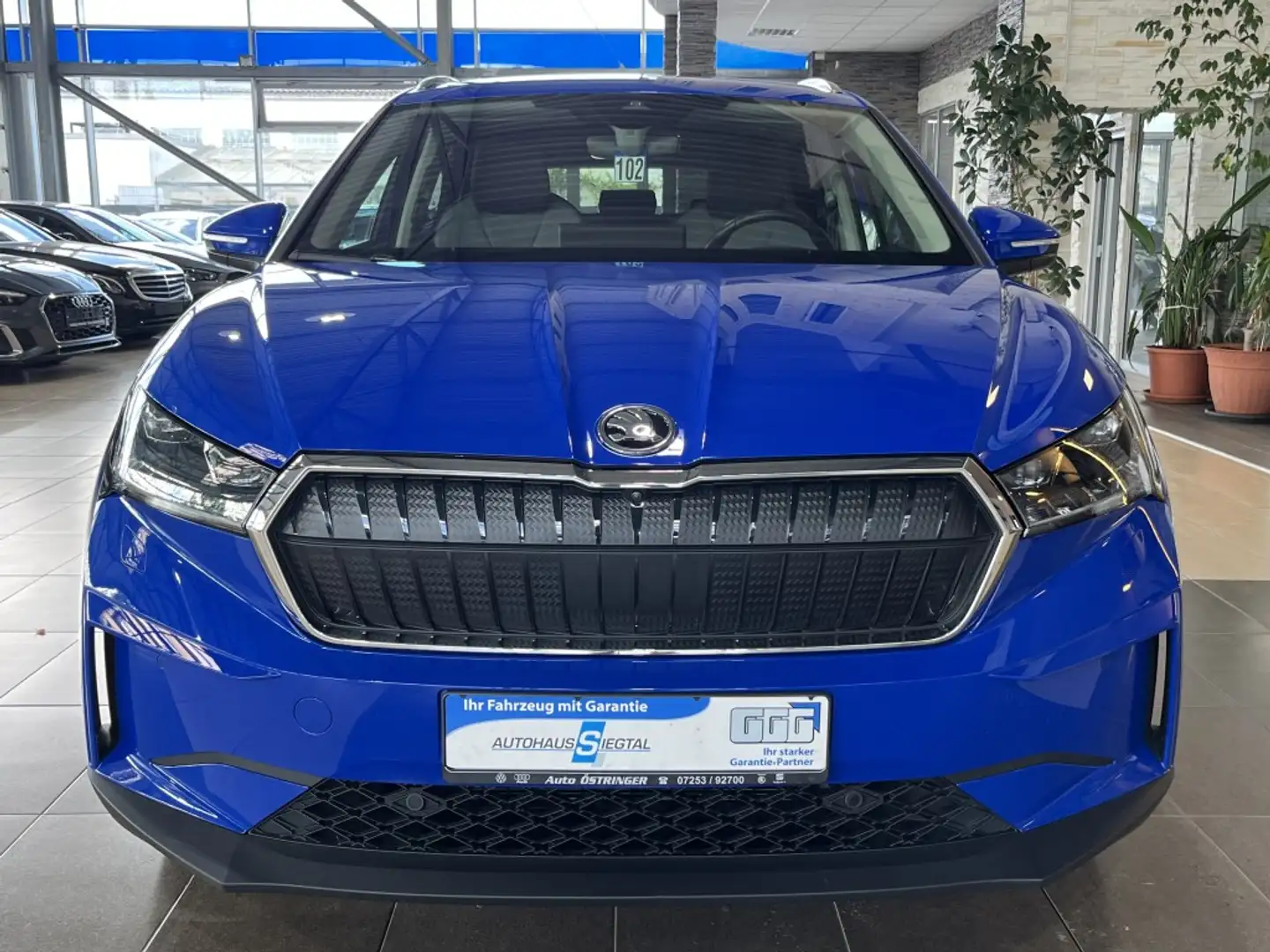 Skoda Enyaq 80 Loft AHK LED Navi R.Cam digCockpit pACC Blau - 2