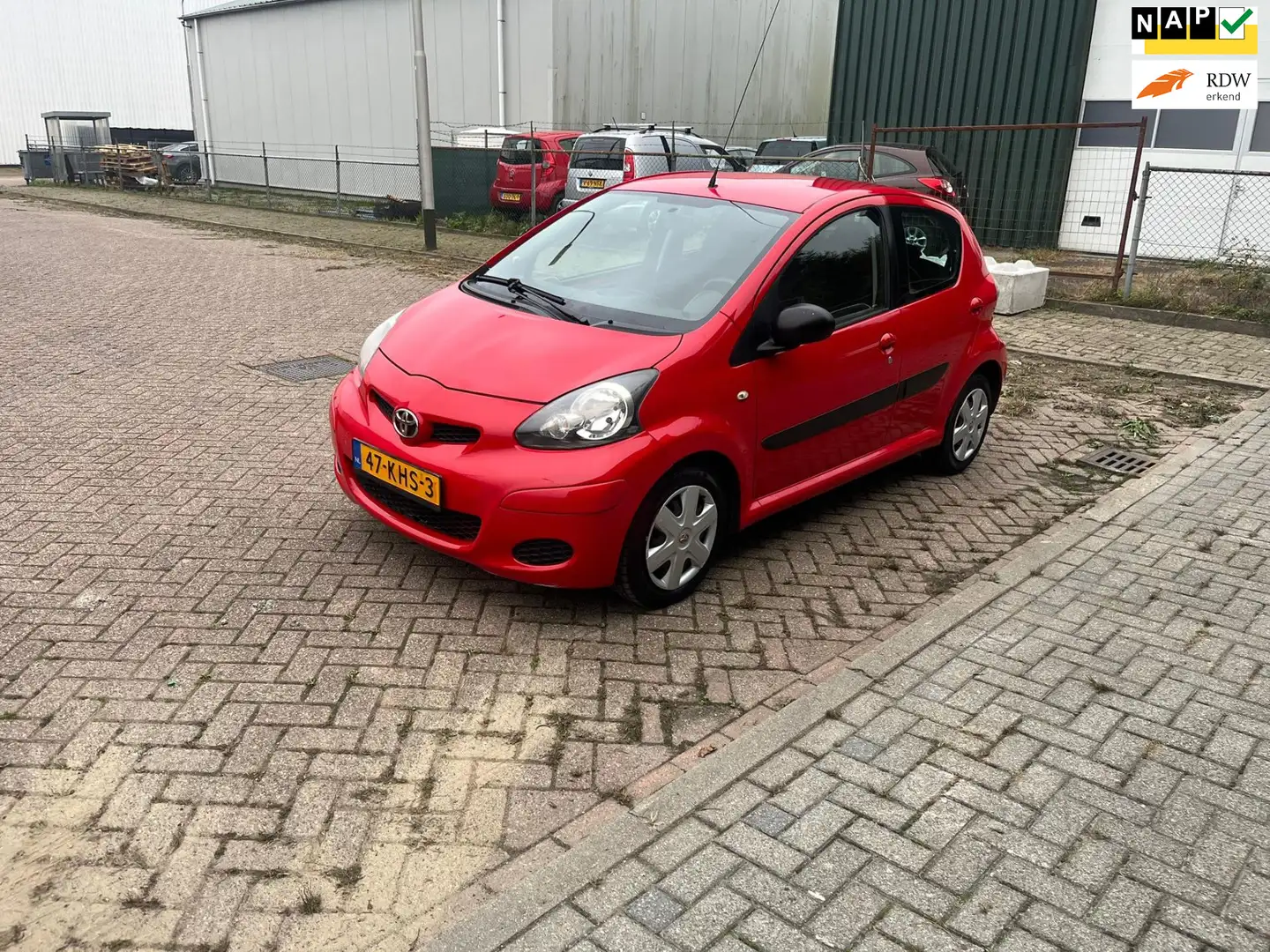 Toyota Aygo 1.0-12V Comfort 1e Eigenaar Airco Elk Ramen Nwe Ko Rouge - 1