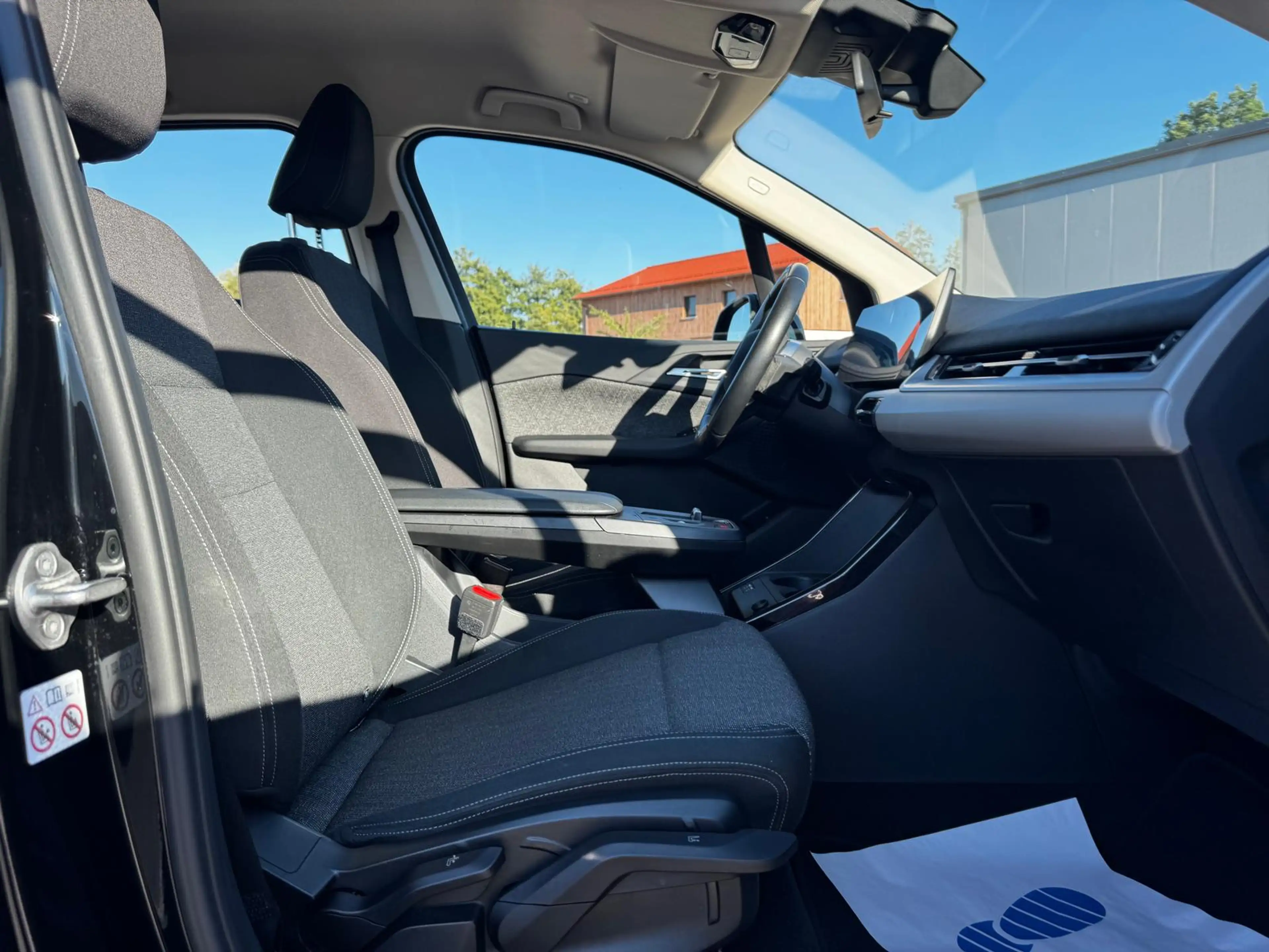 BMW 218 d Active Tourer LED/Kamera/ParkAssist/CarPlay — photo 14