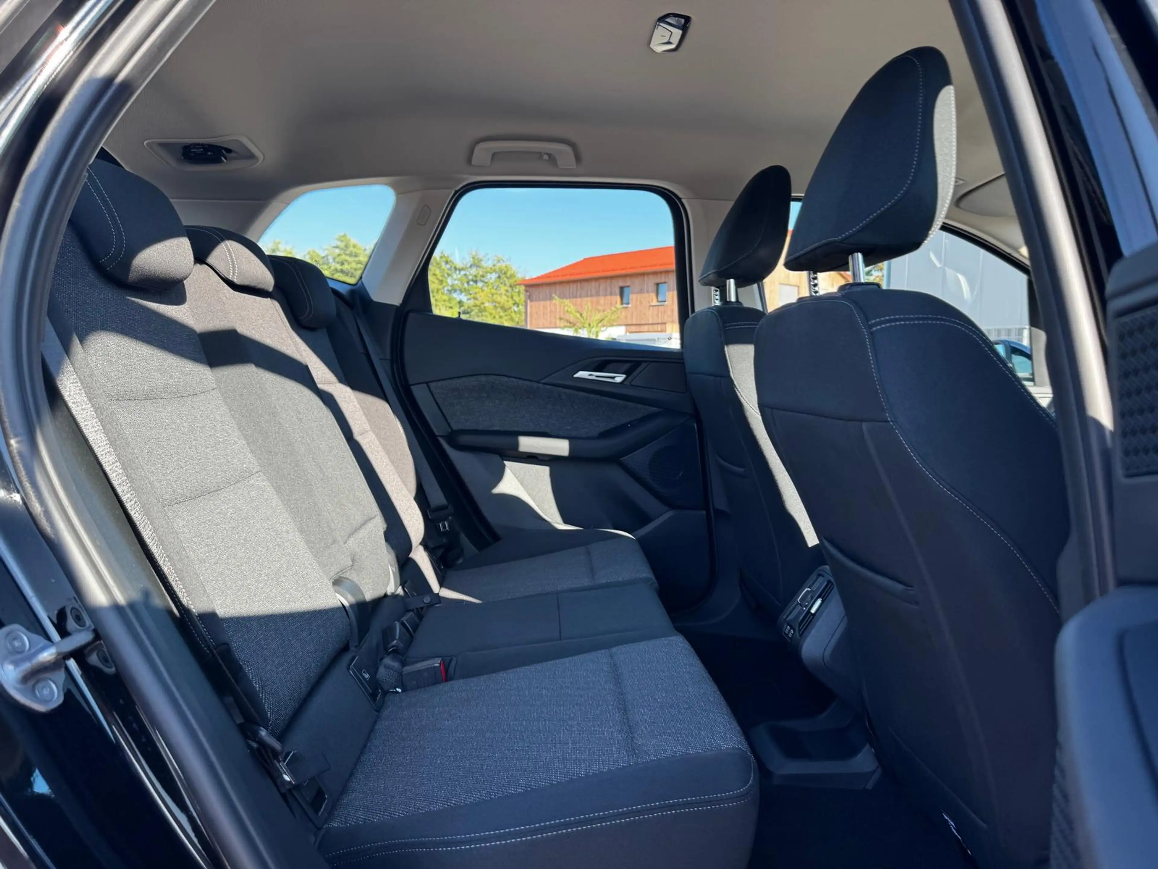 BMW 218 d Active Tourer LED/Kamera/ParkAssist/CarPlay — photo 13