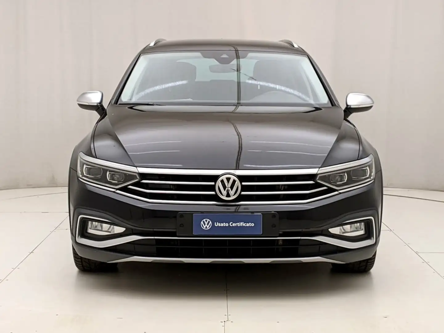 Volkswagen Passat Alltrack 2.0 TDI SCR Schwarz - 2
