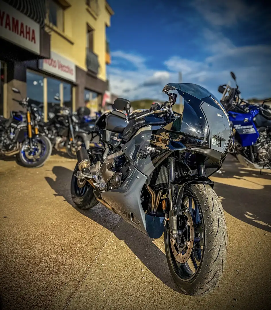 Yamaha XSR 900 Gri - 2