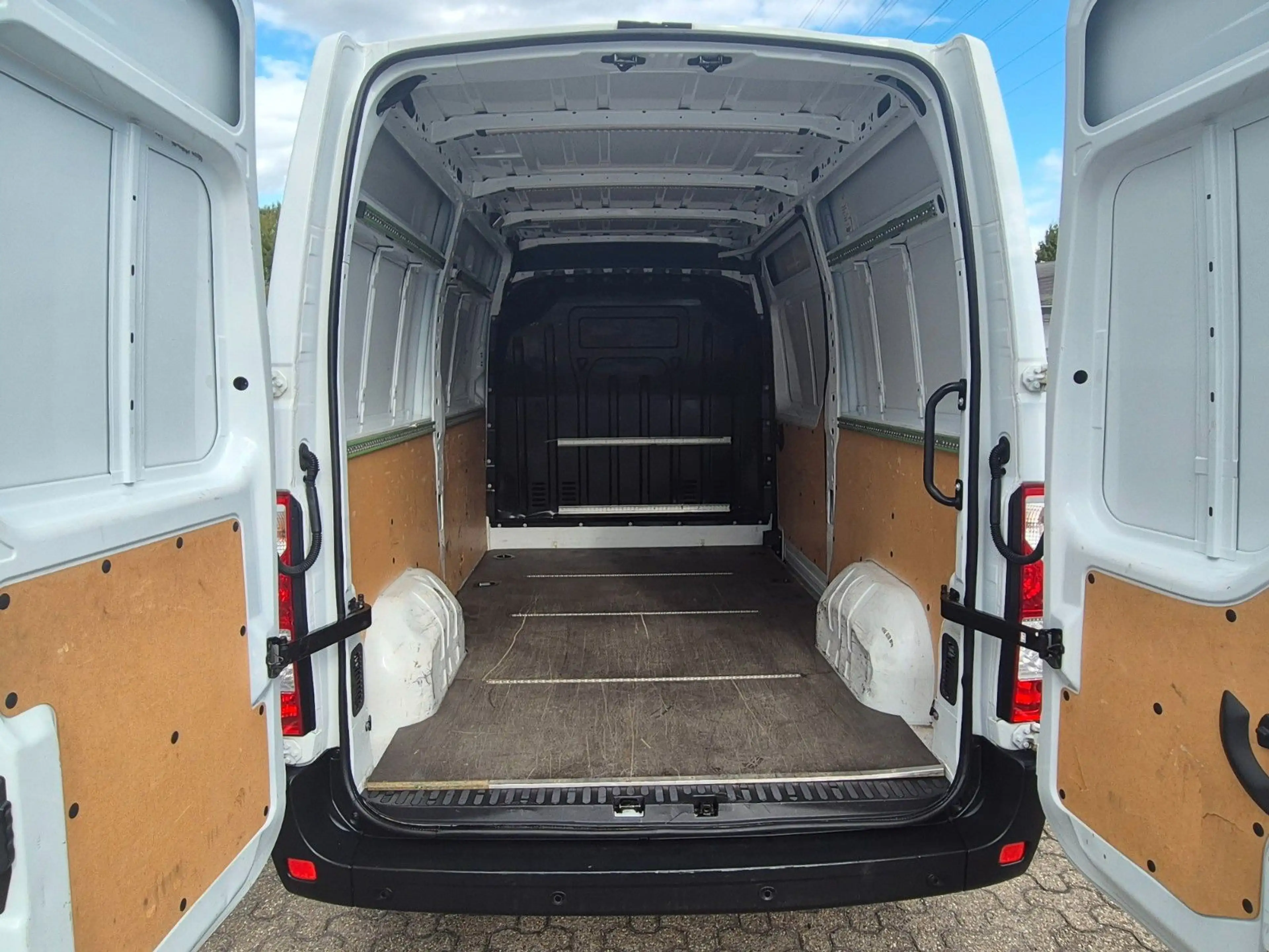 Opel Movano B Kasten/Kombi HKa L2H2 3,5t — photo 7