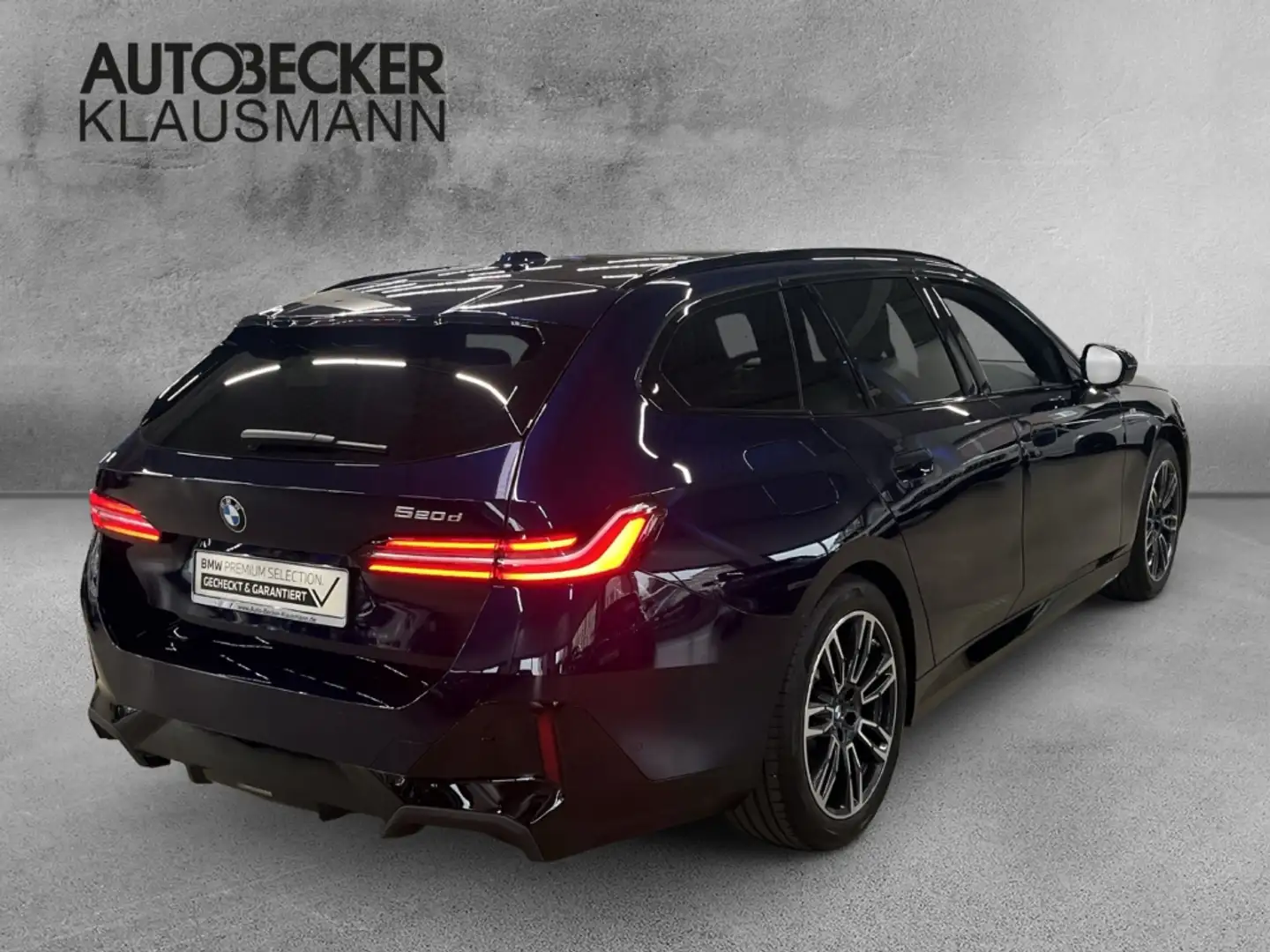 BMW 520 d TOURING M SPORT 19''LC PROF SITZLÜFT 360°PDC AHK Bleu - 2