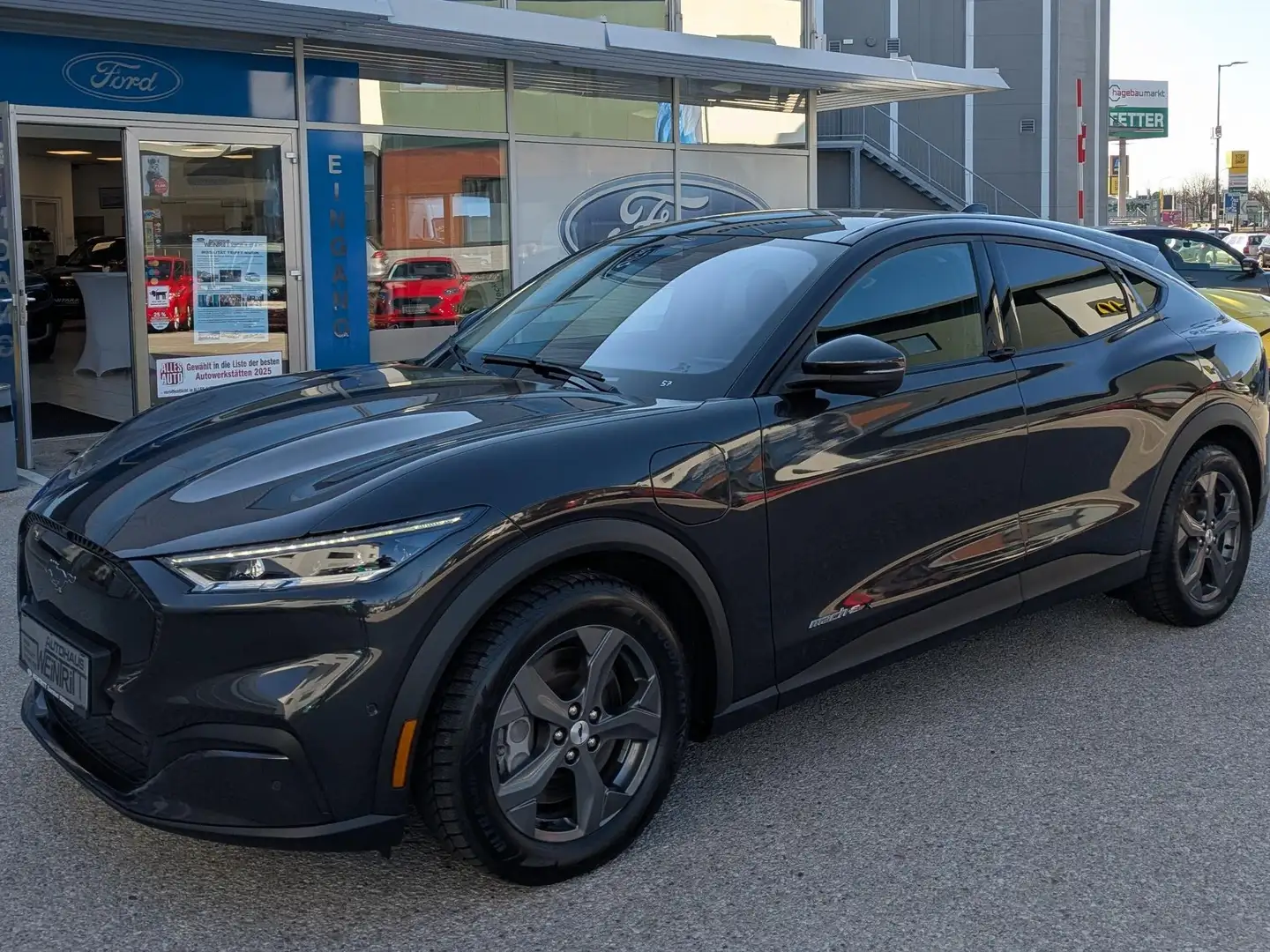 Ford Mustang Mach-E Basis - 1