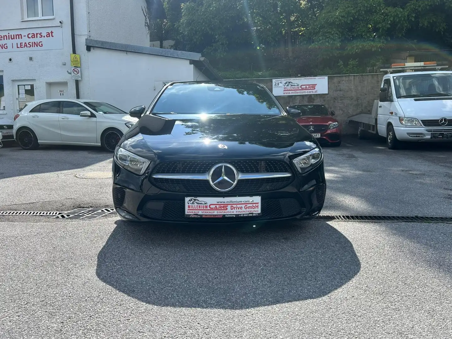 Mercedes-Benz A 180 d Aut.Aktion bei Finanzierung Zinssatz fix 6,274% Noir - 2