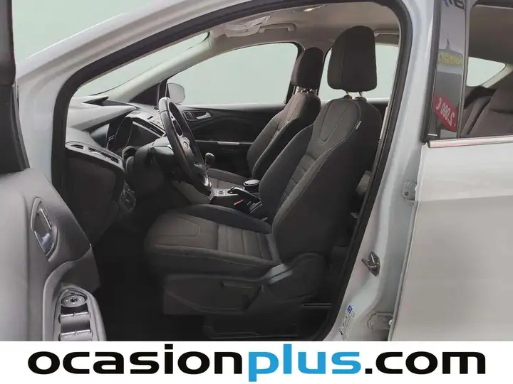 Ford Kuga 1.5 EcoB. Trend 4x2 2016, foto 10