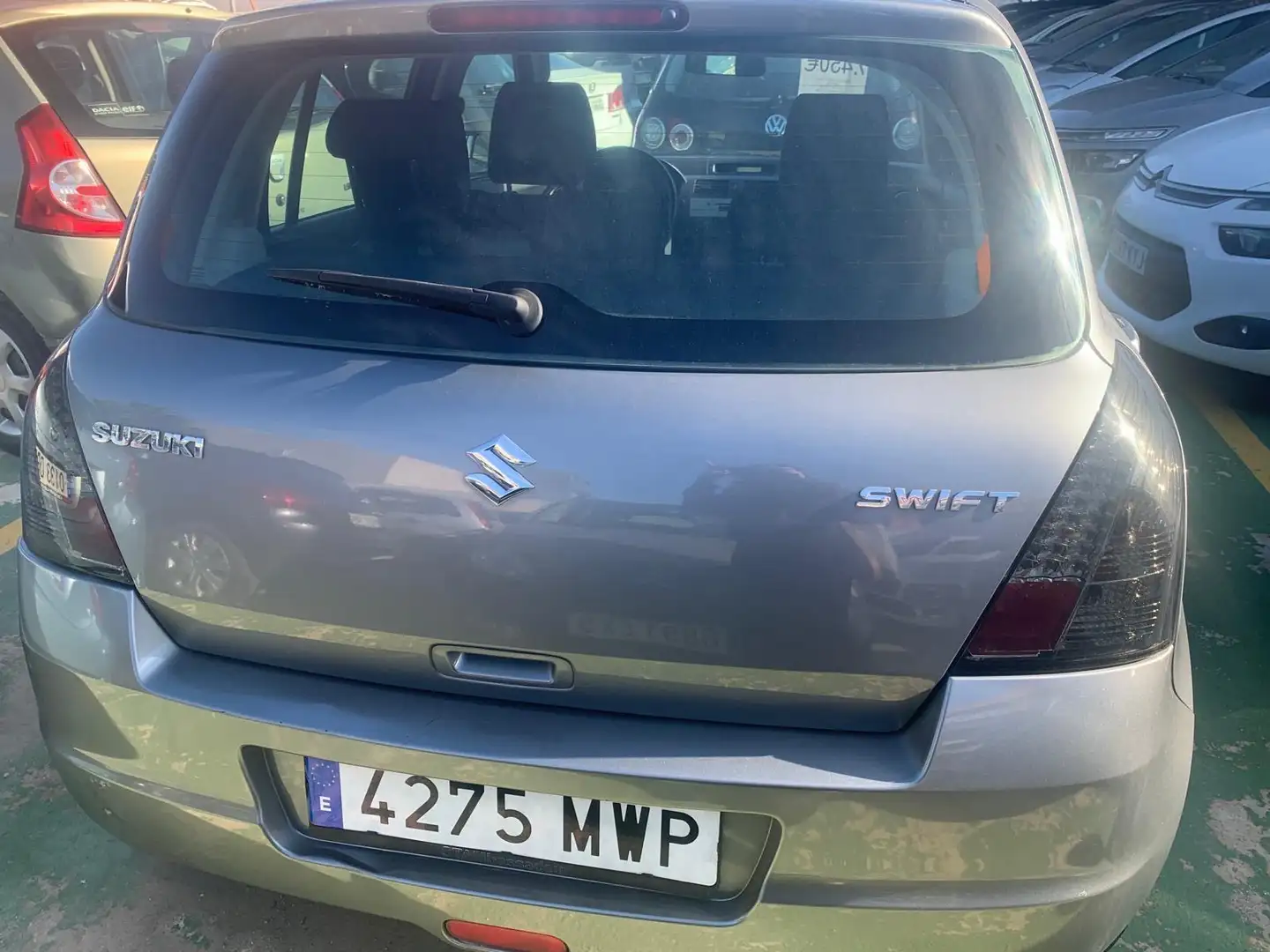 Suzuki Swift Swift Sedán 1.6 4x4 Gris - 2