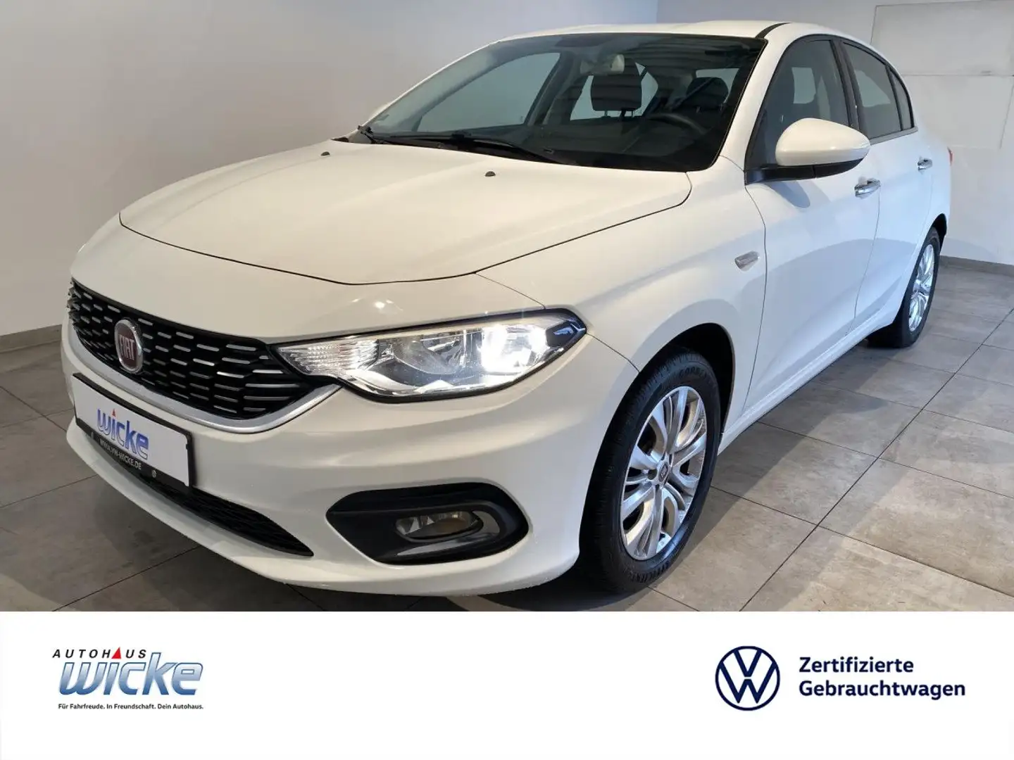 Fiat Tipo 1.4 Easy NAVI KLIMA LM FELGEN TELEFON Wit - 1