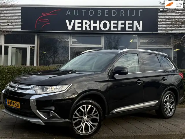 Mitsubishi Outlander 2.0 Connect Pro - AUTOMAAT - APPLE CARPLAY - PARK