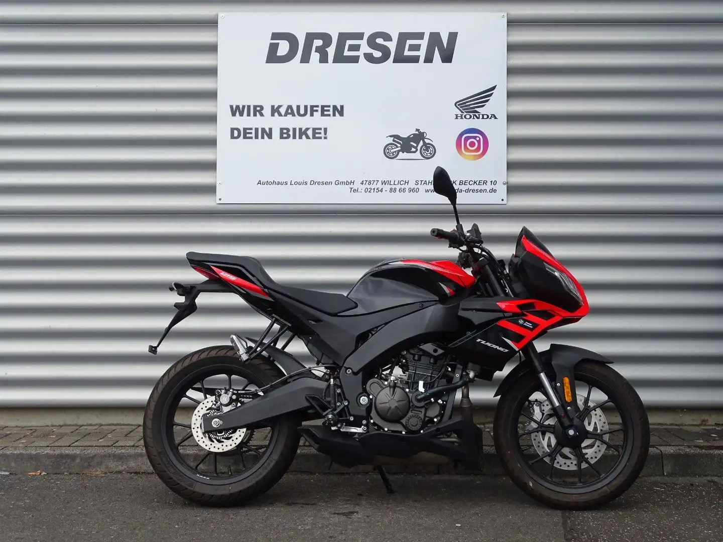 Aprilia Tuono 125 ABS * 2.200 KM * 1. Hand * Червоний - 1