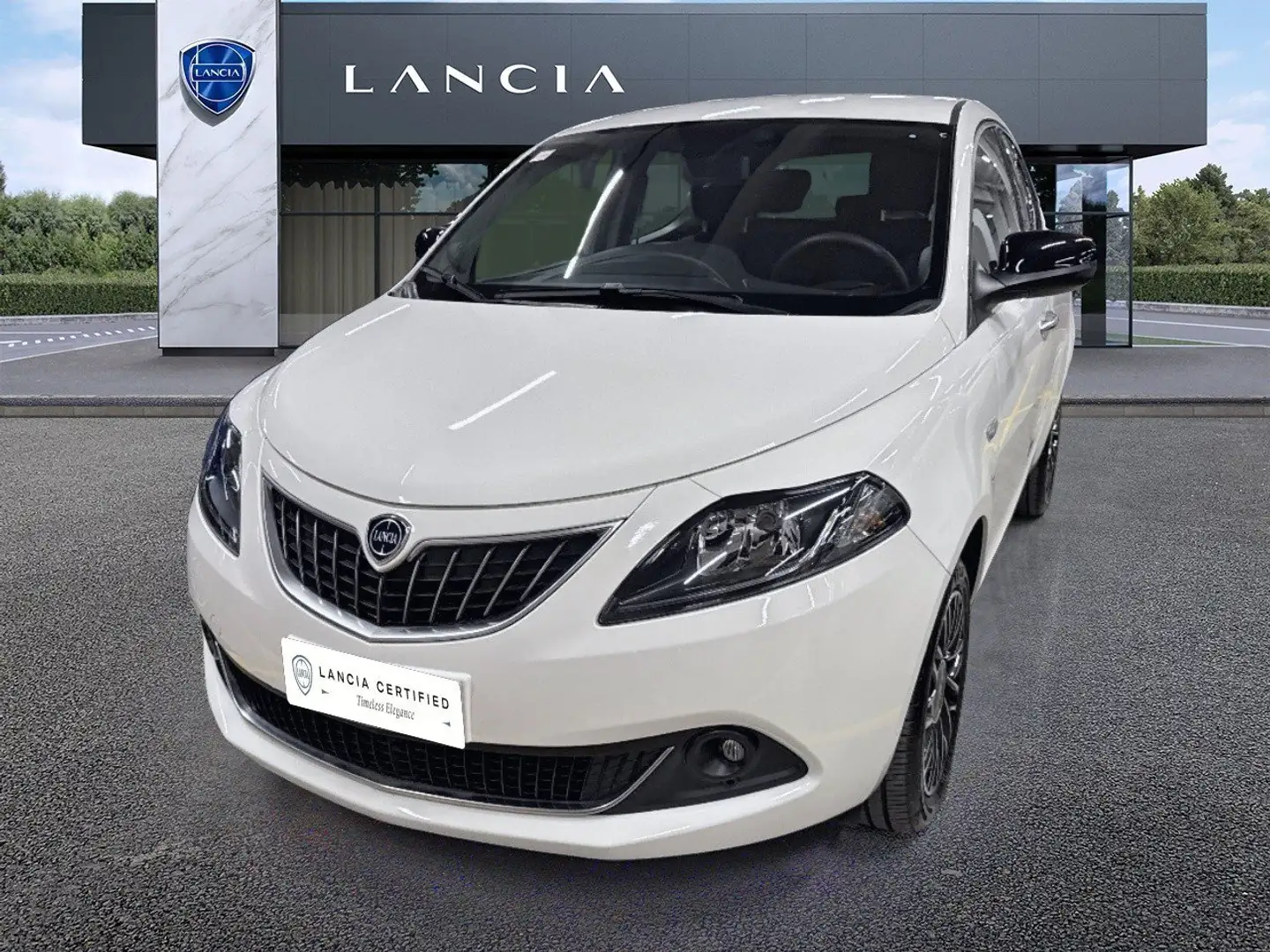 Lancia Ypsilon 1.0 FireFly 70cv Hybrid Platino Blanco - 1