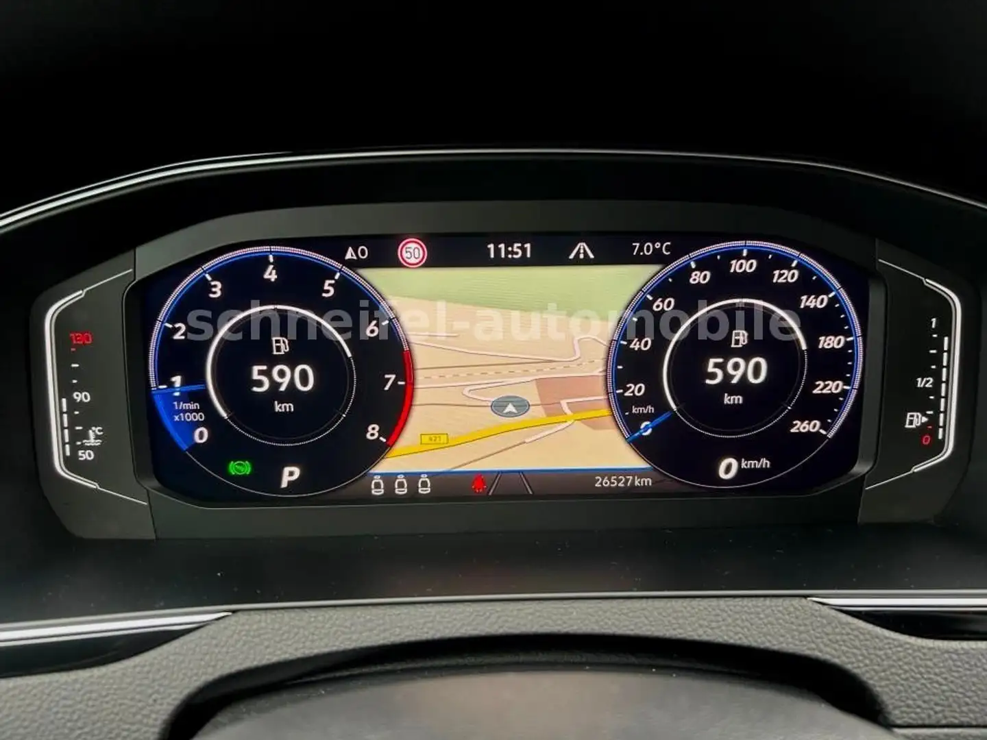 Volkswagen Passat Variant Passat  Business Navi Kamera Connect plus AHK Schwarz - 2