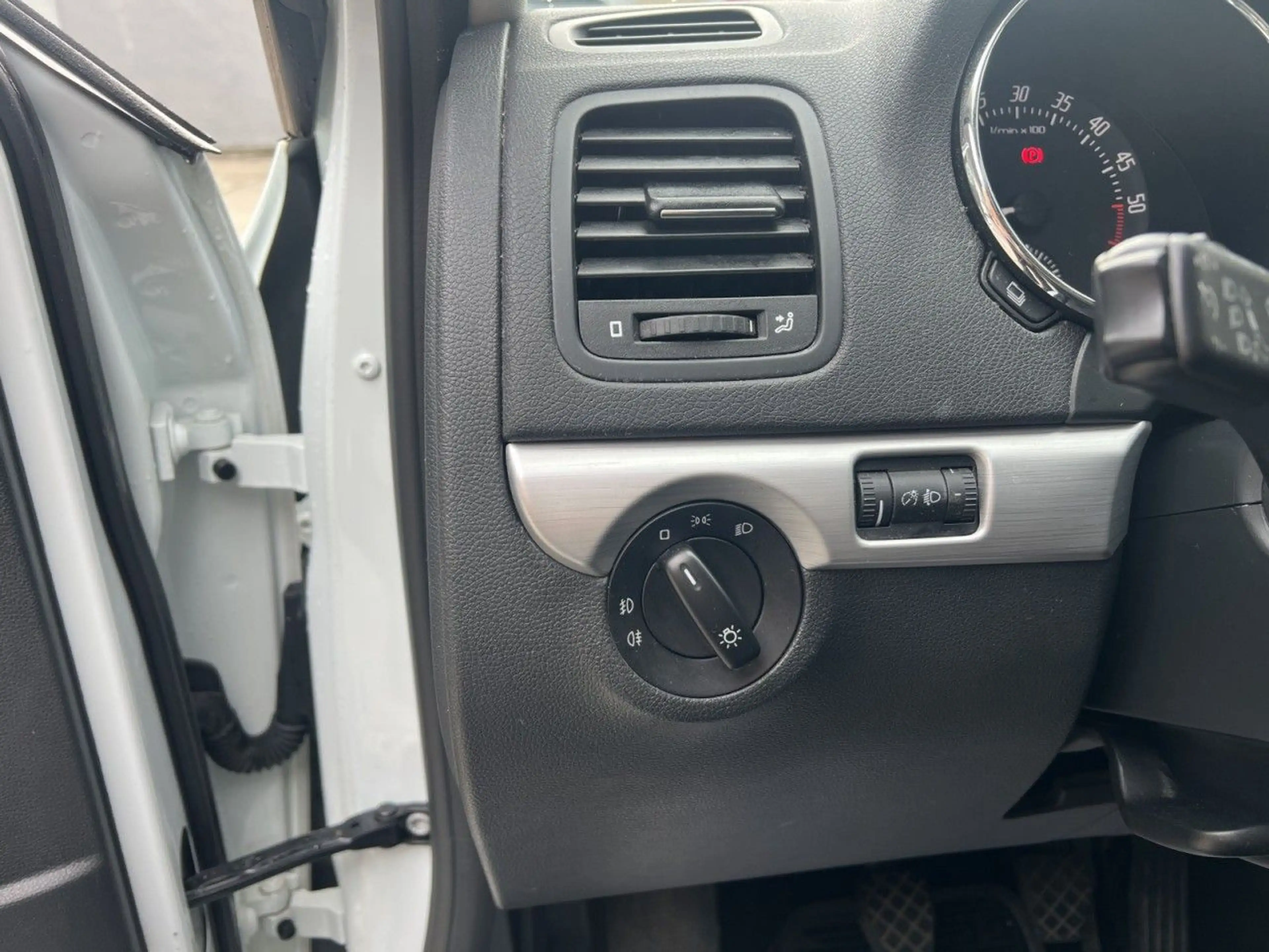 Skoda Yeti Greenline Klima Einparkhilfe Sitzheizung — photo 11